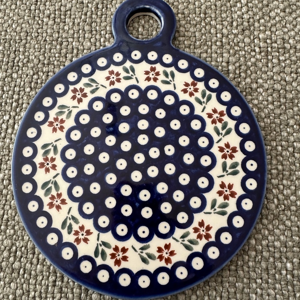 Polish PotteryHand-Painted Round Ceramic Trivet